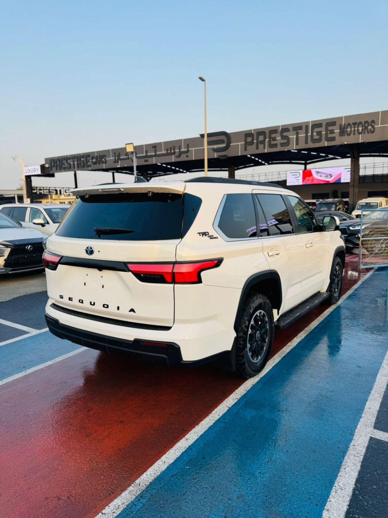 تويوتا سيكويا TRD OFFROAD