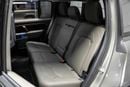 Land Rover Defender P300 110 SE 2.0L (5 Seater)