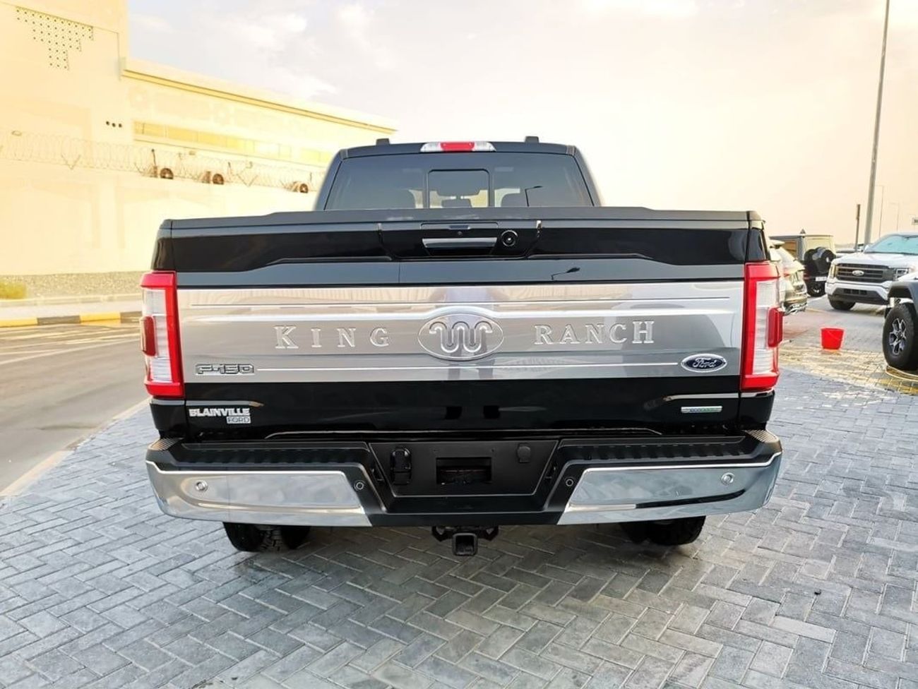 فورد F 150 Ford F-150 KING RANCH ( XL ) - 2023 - Black