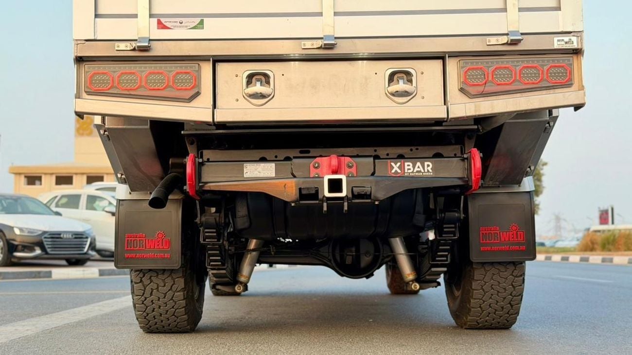 Toyota Land Cruiser Pick Up DOUBLE CABIN | X-BAR HEAVY-DUTY TOW AND RECOVERY SYSTEM | NORWELD HEAVY-DUTY ALUMINUM TRAY | 2.8L DI