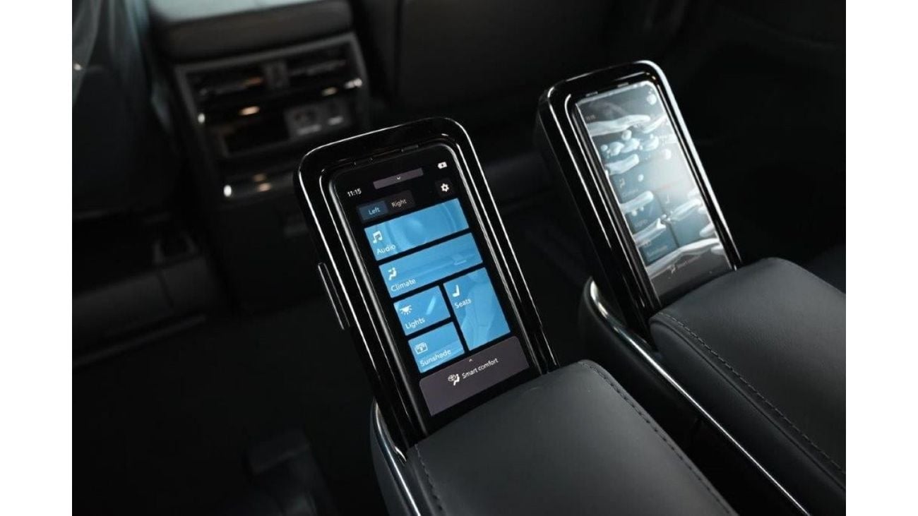 Toyota Alphard HYBRID 2.5L E-4WD 7-SEATER AUTOMATIC