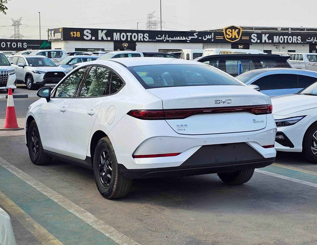 BYD QIN PLUS DMI 55 KM PLUG IN HYBRID / 1.5L V4 PETROL / DVD +CAMERA / PUSH START / LEATHER SEATS (CODE# QINPDMI)