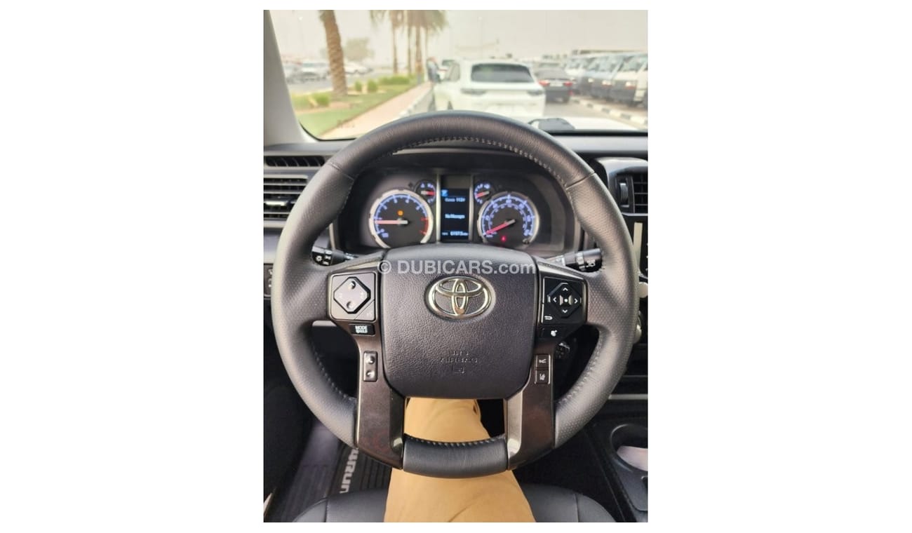 تويوتا Runner4 TOYOTA 4RUNNER TRD FULL OPTION