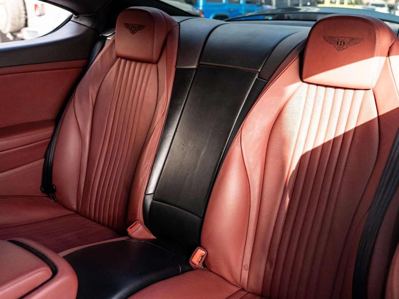 بنتلي كونتيننتال جي تي V8 S Coupe