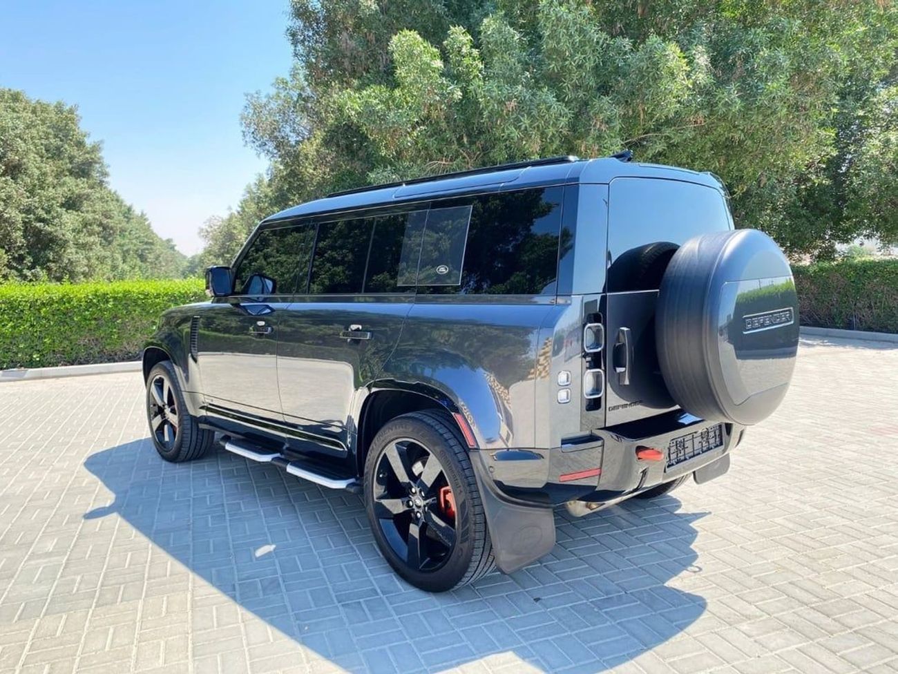 Land Rover Defender 110 X P400 3.0L Land Rover Defender X - 2022 - Grey/Black