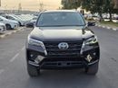 تويوتا فورتونر diesel 2.8 liter ,Right hand drive 2024 Model ,only for export available