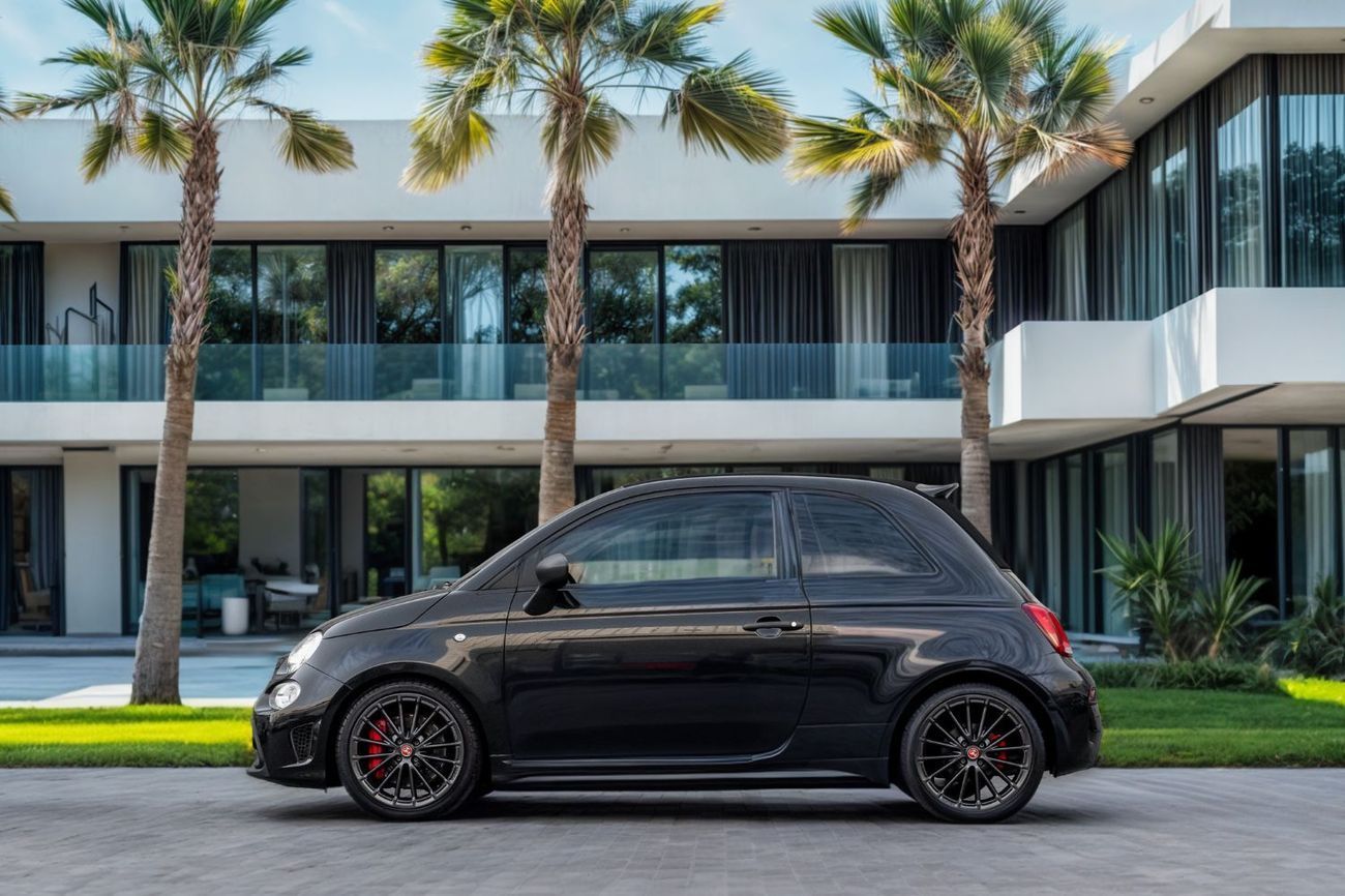 أبارث 695 1,273 P.M | 0% Downpayment | Abarth 695 Turismo Cabrio!