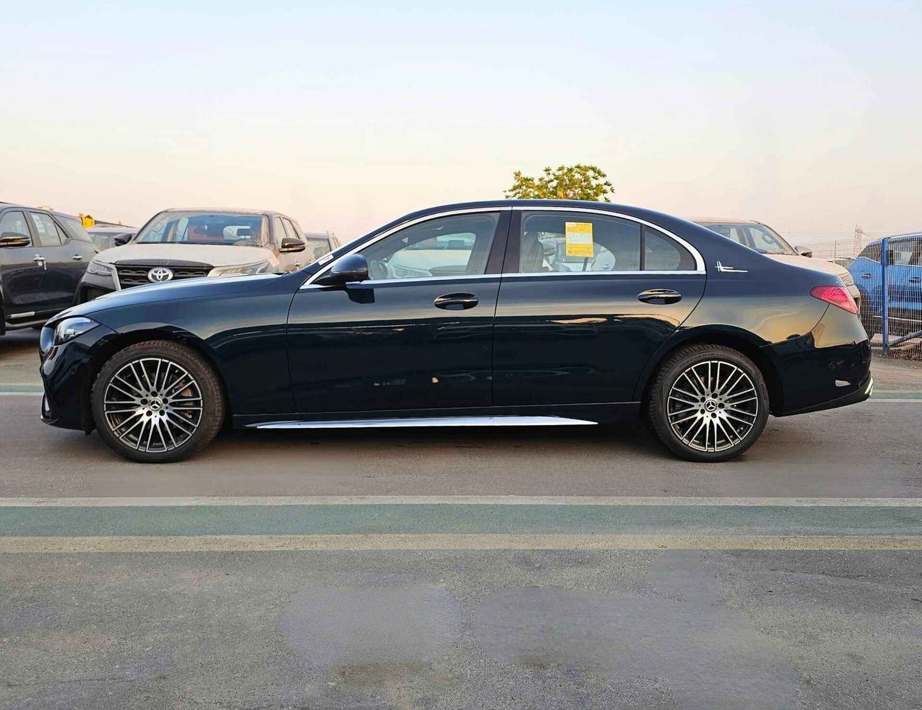 مرسيدس بنز C 200 | 1.5L | TURBO SPORT EDITION | 360* CAMERA | LEATHER SEATS | FULL OPTION (CODE#C200L)