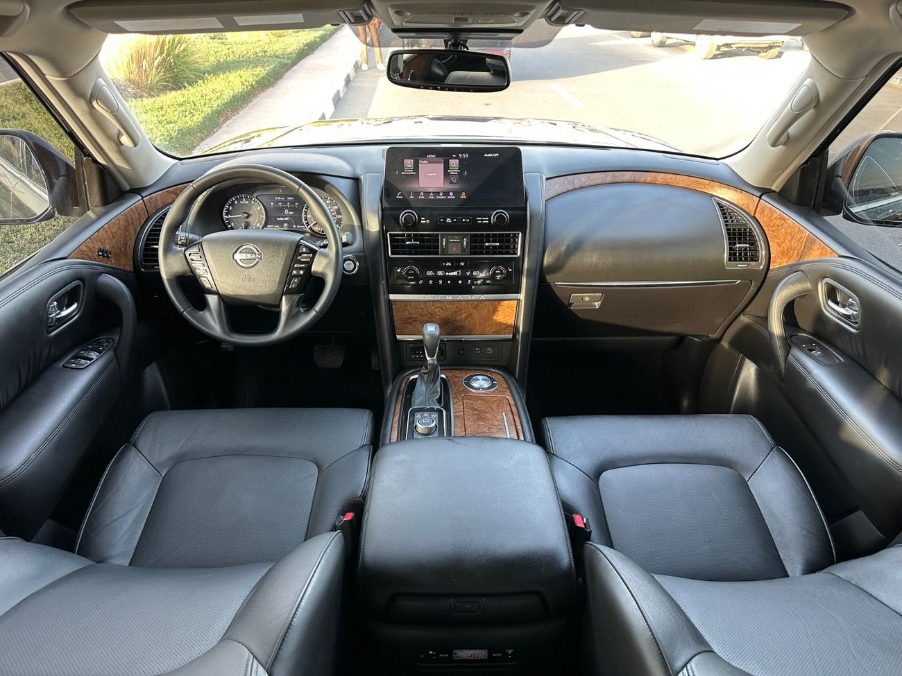 نيسان أرمادا SL 360 camera,Sunroof Full option