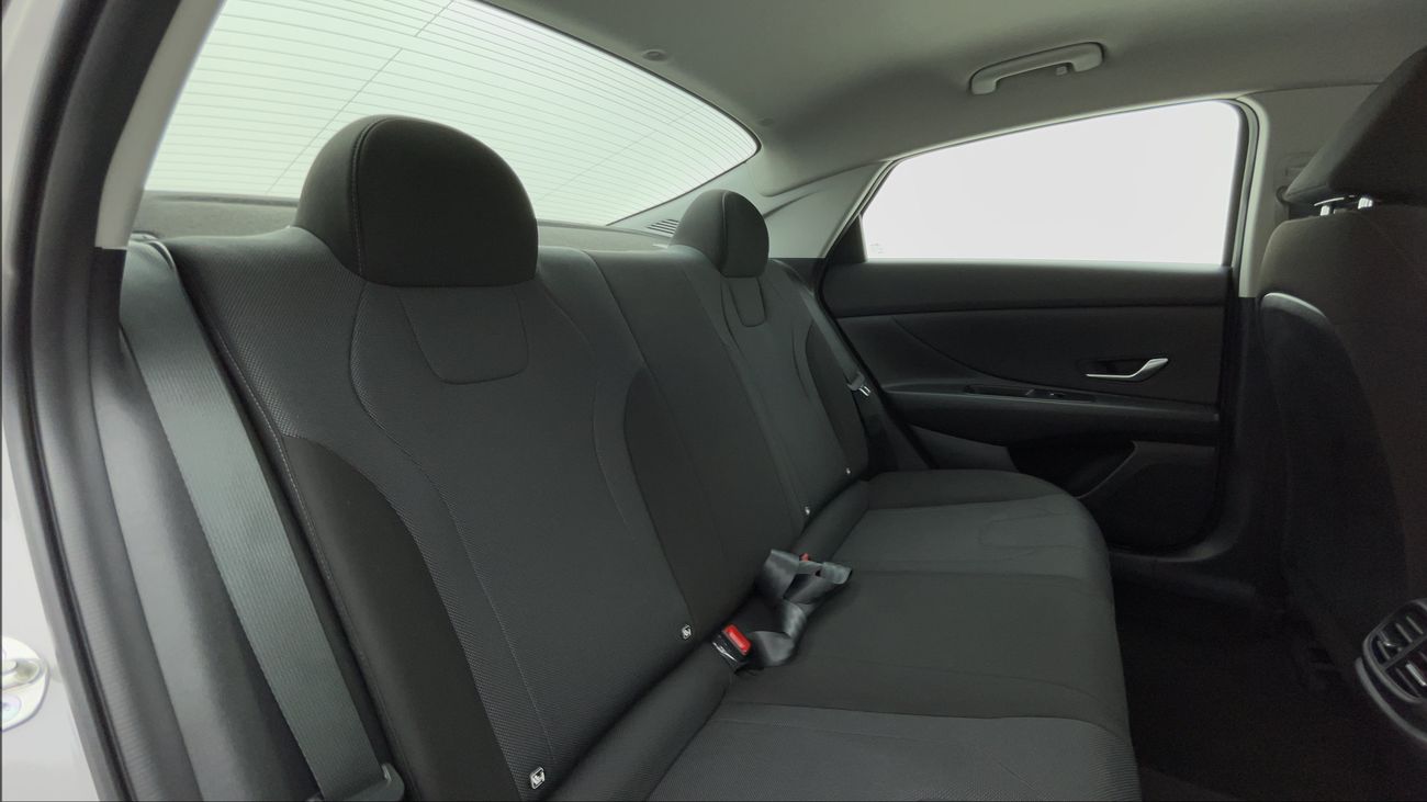 هيونداي إلانترا SMART 1.6 | بدون دفعة مقدمة | اختبار قيادة مجاني للمنزل