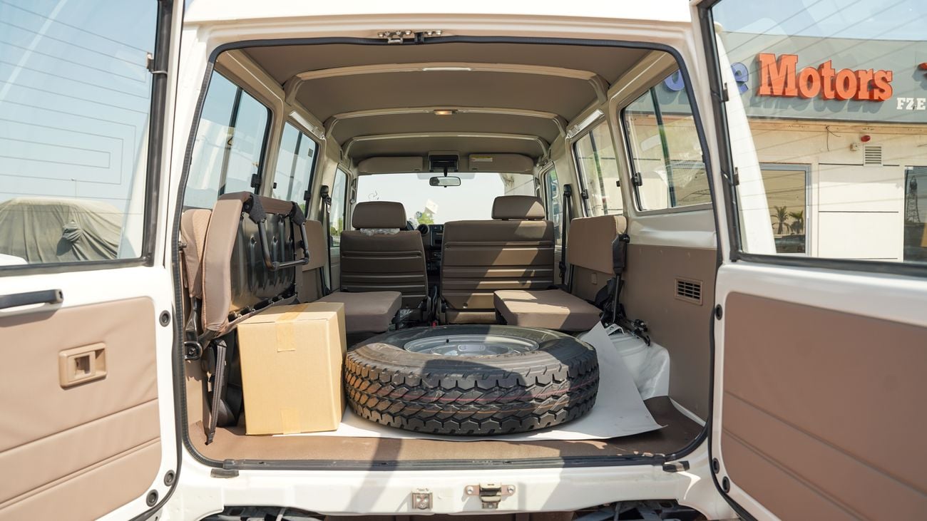 Toyota Land Cruiser 70