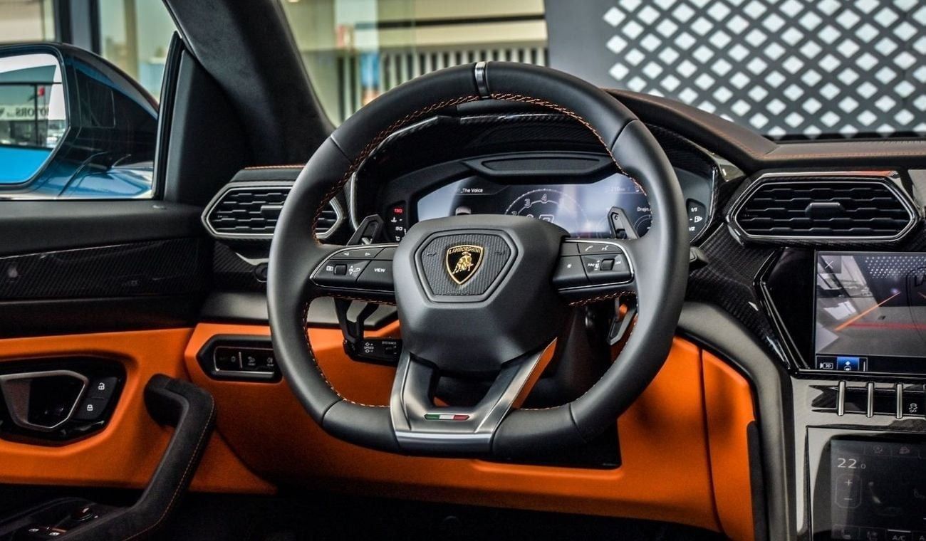 Lamborghini Urus Lamborghini Urus S | Carbon Interior | Fully Loaded with Rear Screens | 2024 Perfect Condition