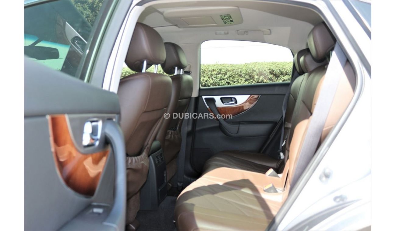 Infiniti QX70 Excellence INFINITI QX70 GULF 4X4MODEL 2016 FULL OPTIONS