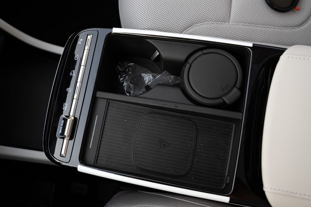 Hyundai Tucson Premium 1.6L GCC | Panoramic Roof (Only For Export)