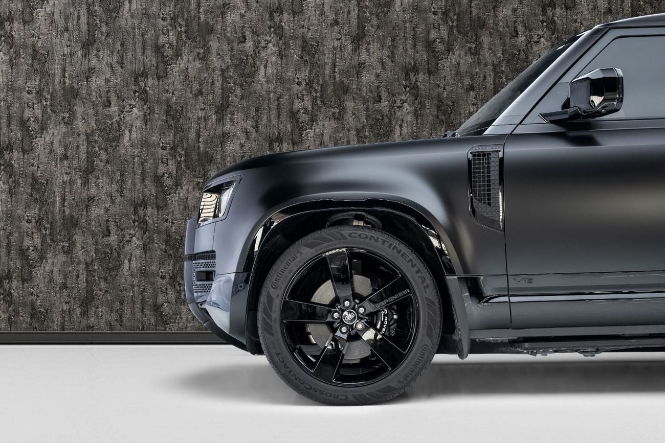 Land Rover Defender 110 SE P300