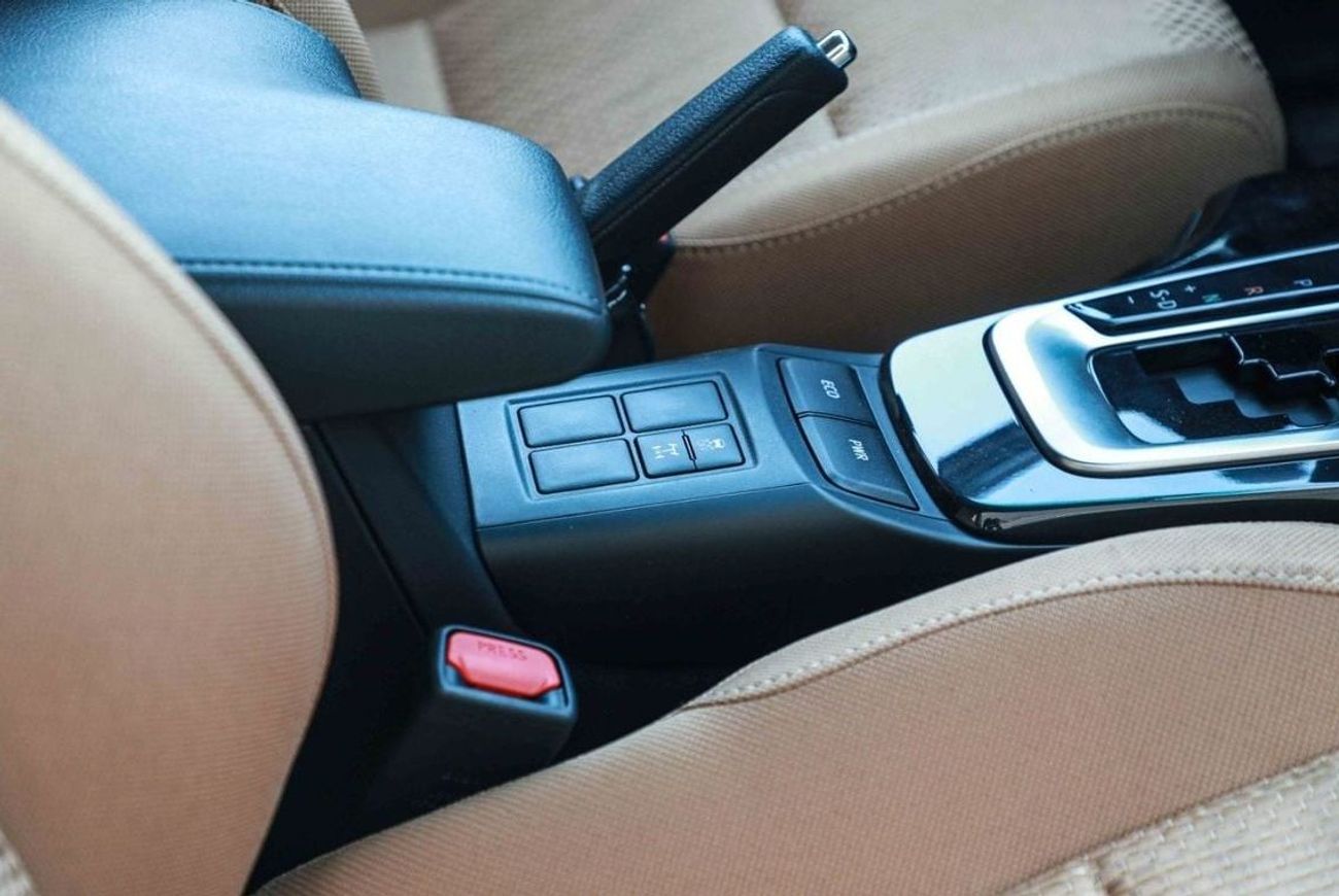 تويوتا فورتونر 2024 TOYOTA FORTUNER LOW 2.4 - PLATINUM WHITE PEARL inside CHAMOIS | Export Only