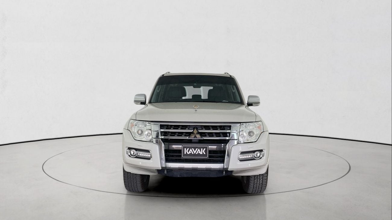 ميتسوبيشي باجيرو GLS HIGHLINE | شامل الضمان | 0 ﺪﻔﻋﺓ ﺃﻮﻟﻯ