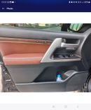 Toyota Land Cruiser VXR