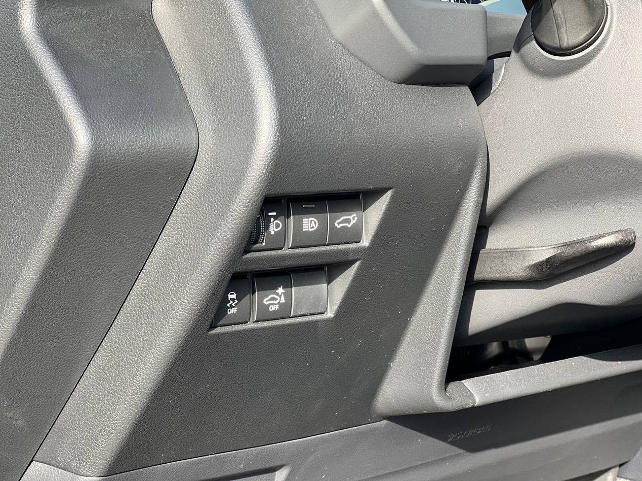 Toyota Land Cruiser GXR 3.5L PTR A/T // 2026 // HIGH OPTION WITH RADAR , LEATHER & POWER SEATS , DVD & BACK CAMERA // SP