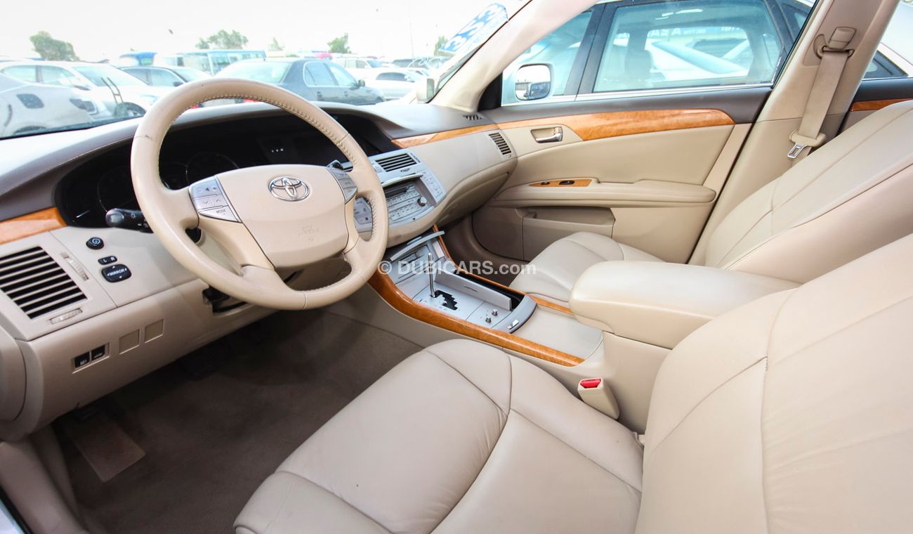 Used Toyota Avalon XLS 2006 for sale in Dubai 17297