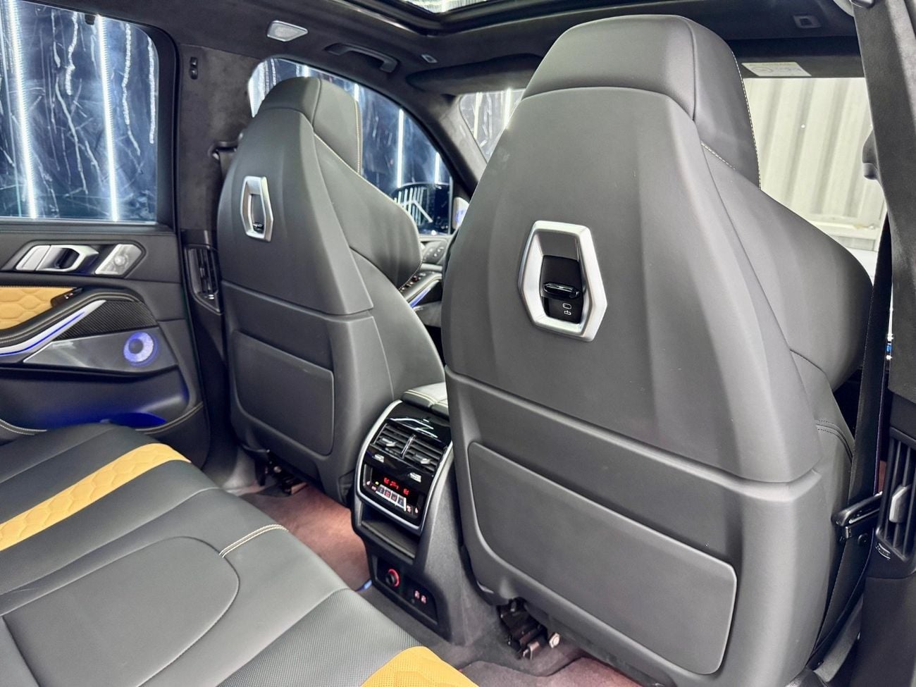 BMW X5M Competition 4.4L 2024 BMW X5 M Competition (GCC Spec), AGMC Warranty And Service  till Oct 2028