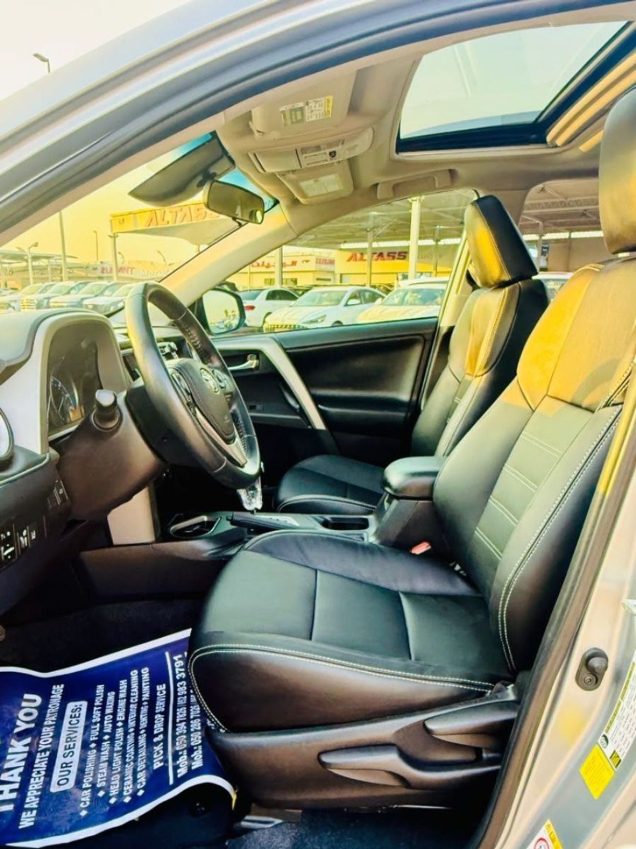 Toyota RAV4 XLE RAV4 XLE FULL OPTION