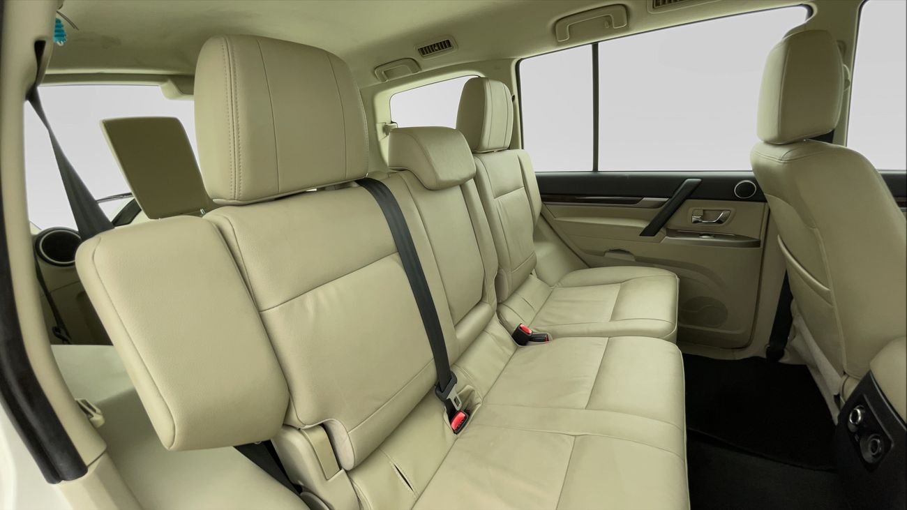 Mitsubishi Pajero GLS HIGHLINE 3.8 | Zero Down Payment | Home Test Drive