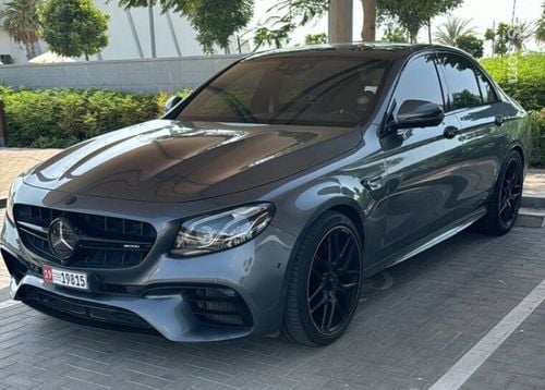 Mercedes-Benz E 63 S AMG 4-matic