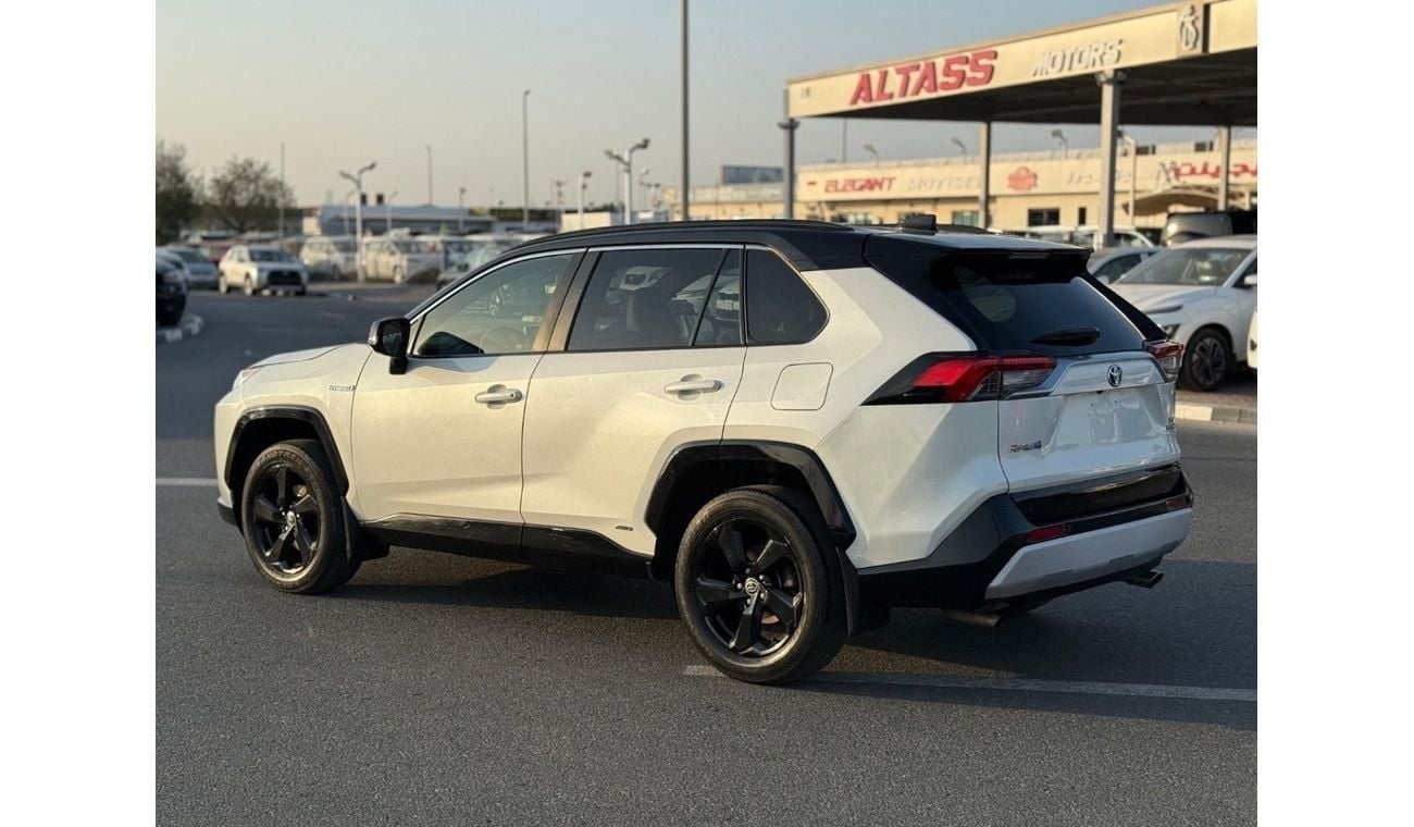 تويوتا راف ٤ TOYOTA RAV4 hybrid XSE Full Option