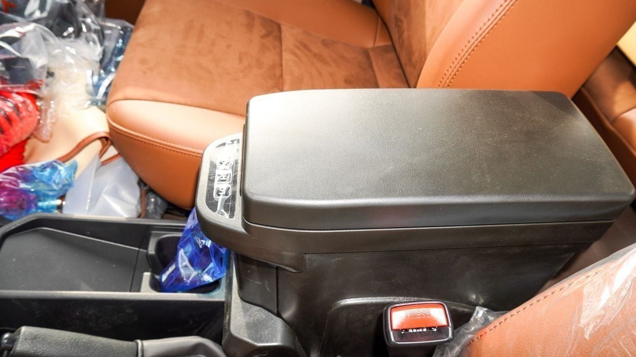 Toyota Land Cruiser Pick Up LC79 PICKUP LX 4.0L PETROL ,V6 A/T