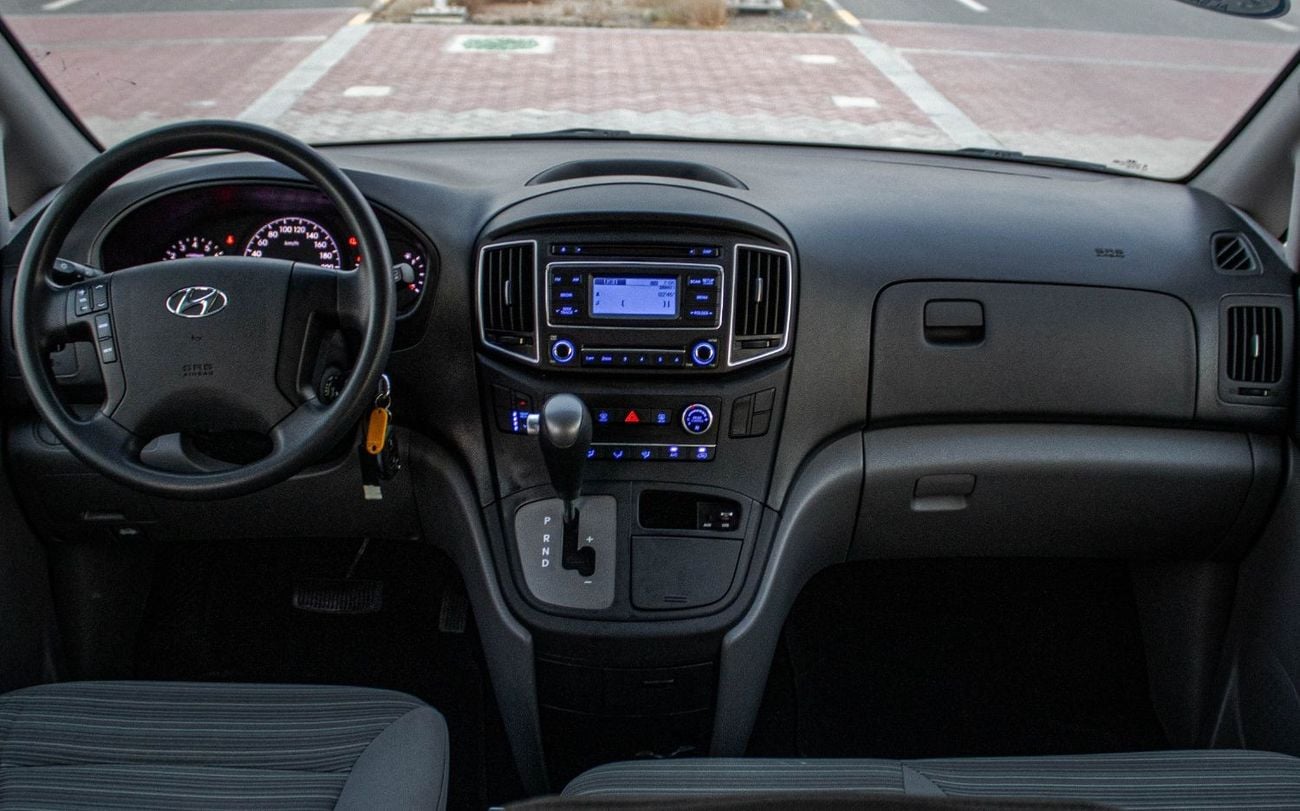 Hyundai H-1 2021 Hyundai H1 Base (TQ), 4dr Van, 2.4L 4cyl Petrol, Automatic, Rear Wheel Drive