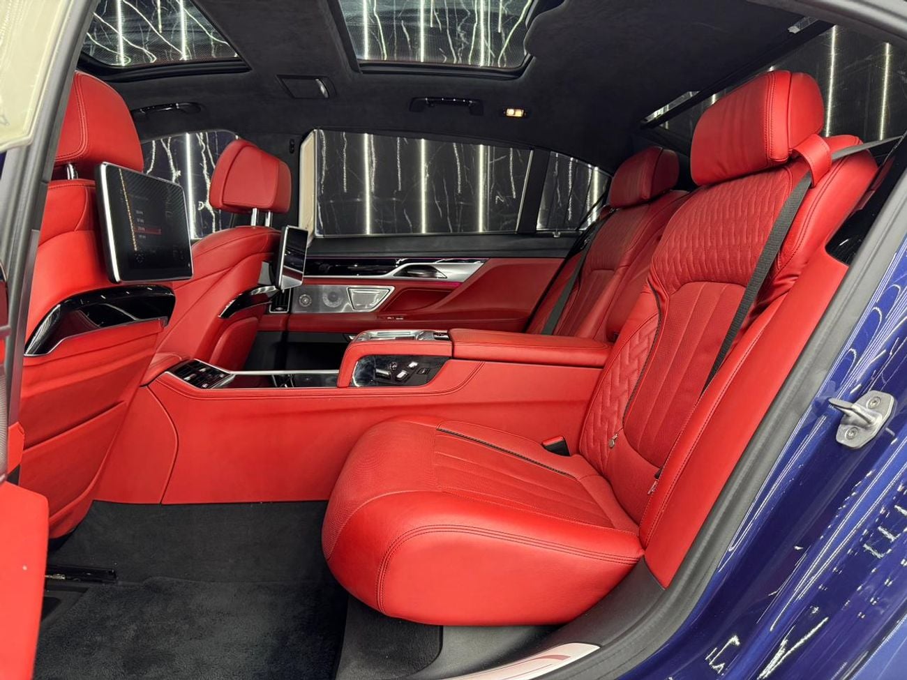 بي أم دبليو ألبينا 750Li xDrive | B7 - BITURBO | GCC