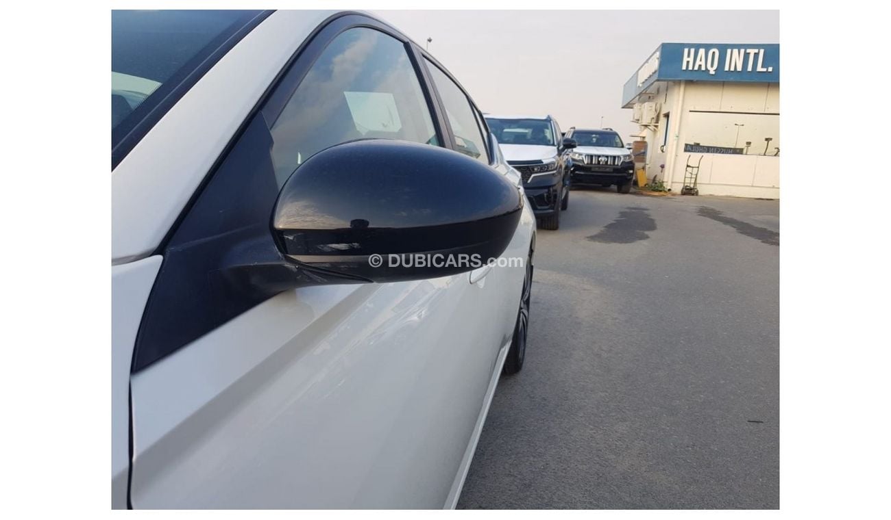 نيسان ألتيما 2022- Nissan Altima SR, 2.5L Petrol, Perfect Condition, Buy and drive