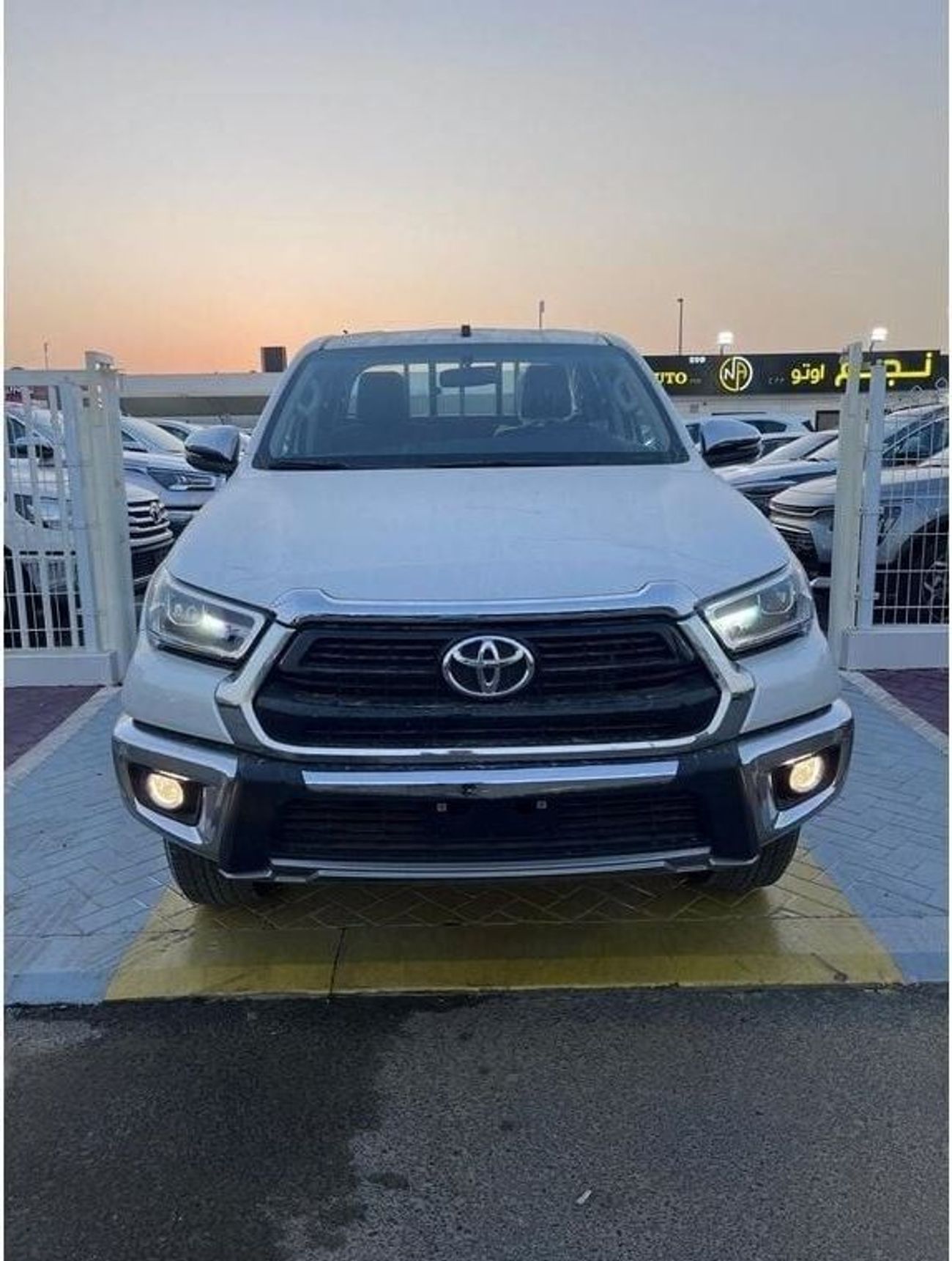 تويوتا هيلوكس GXL-S 2.7L PETROL A/T 4WD OMAN SPECS