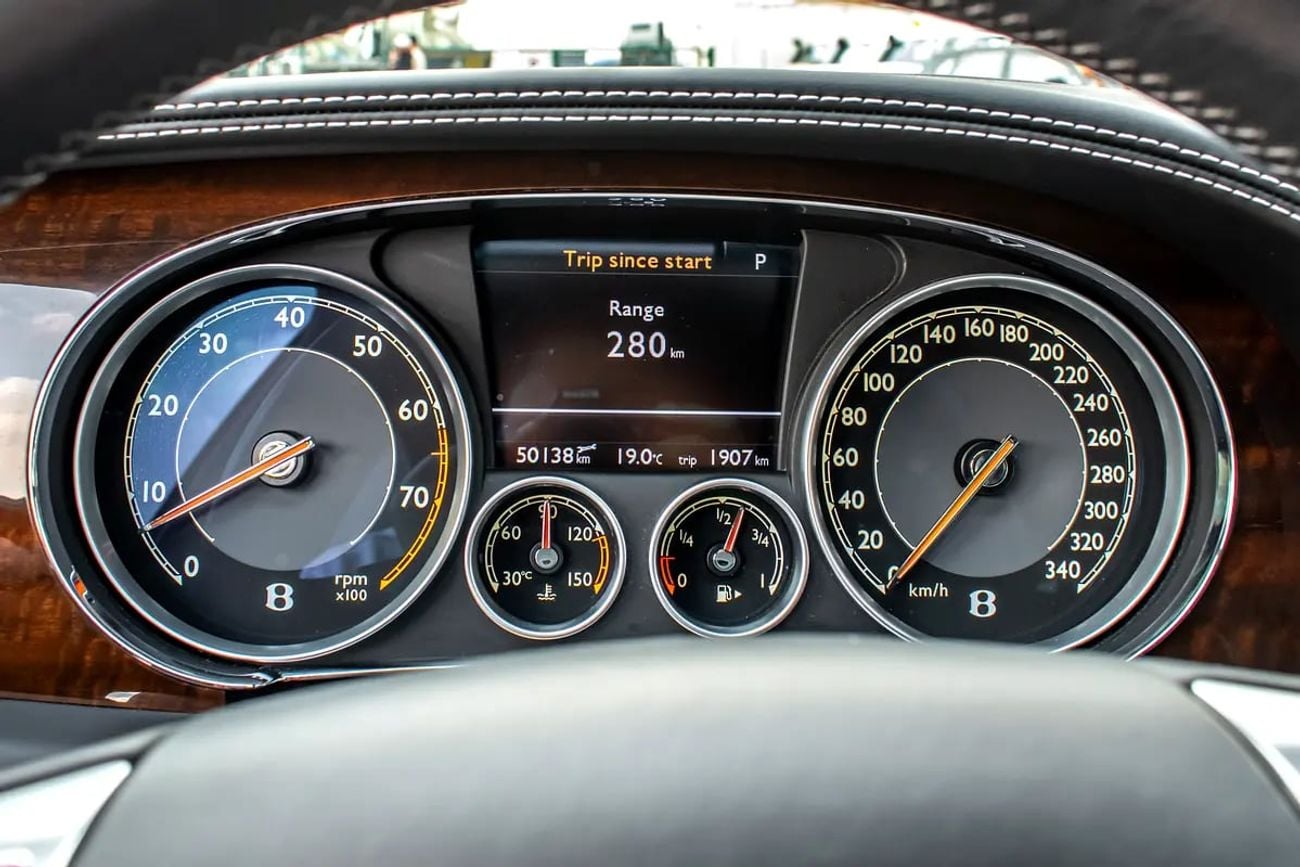 بنتلي فلاينج سبور SUPER CLEAN - ONLY 50,000 KM