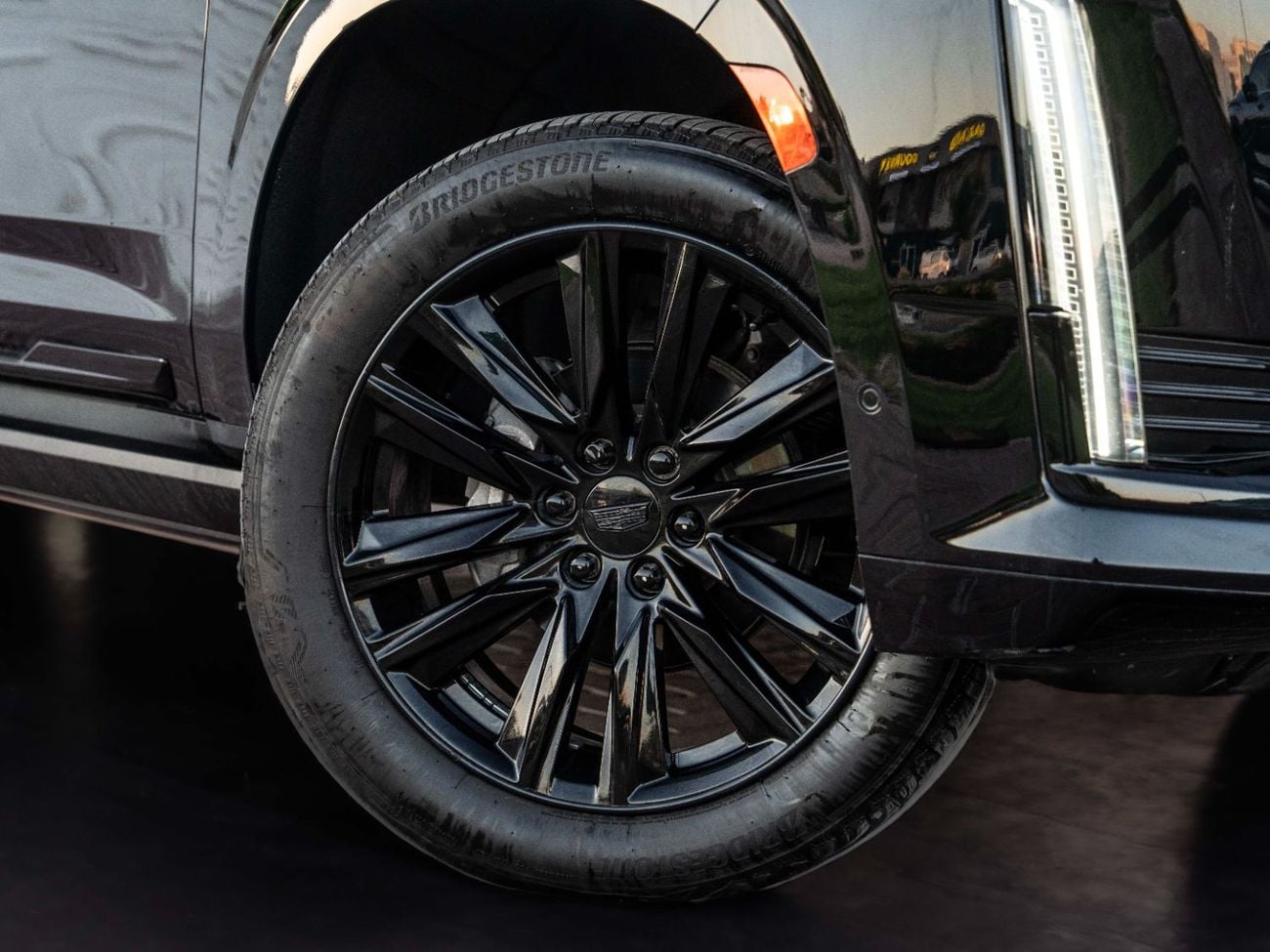 كاديلاك إسكالاد Escalade-V 6.2L