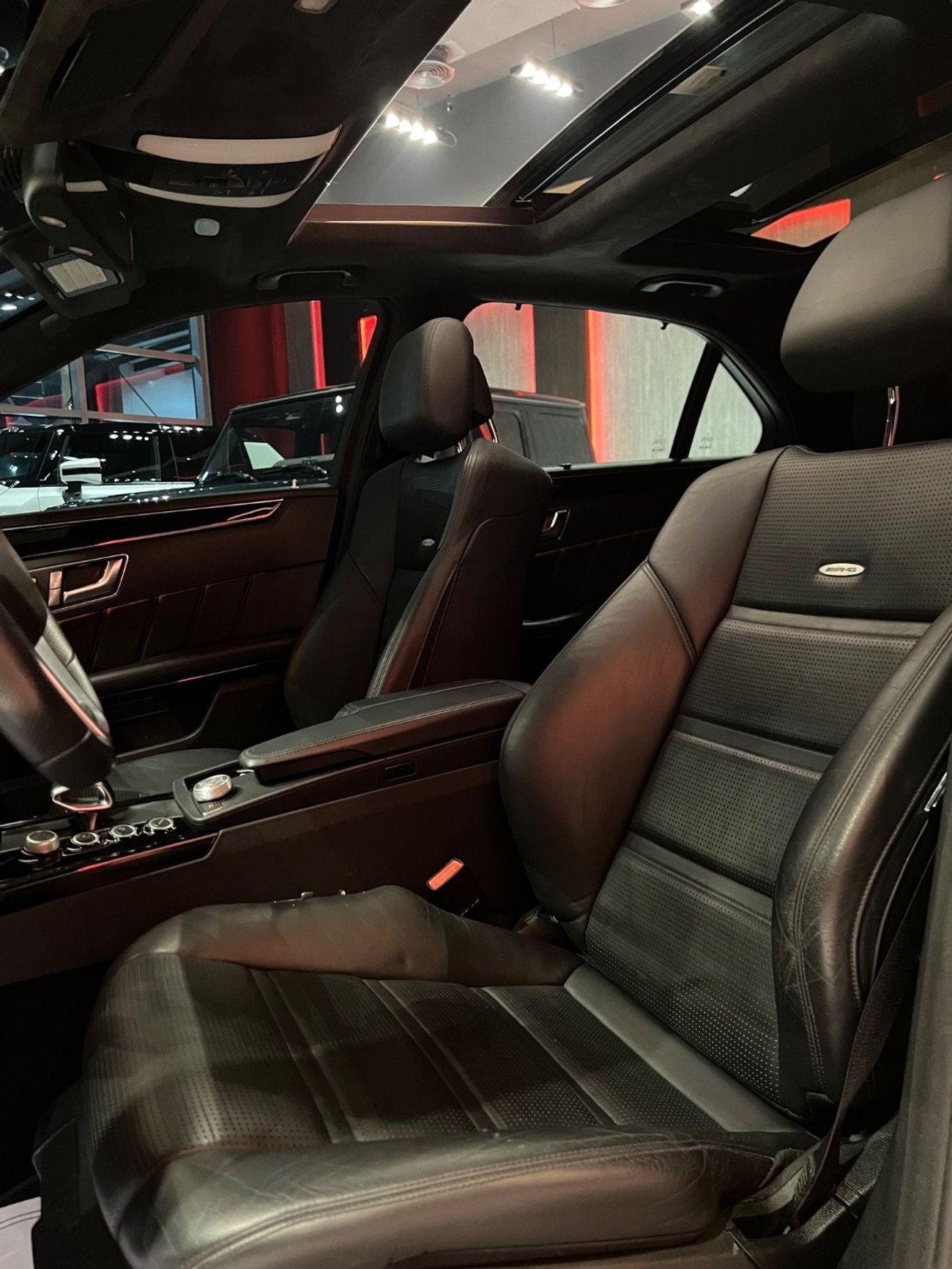 مرسيدس بنز E 63 AMG S 5.5L