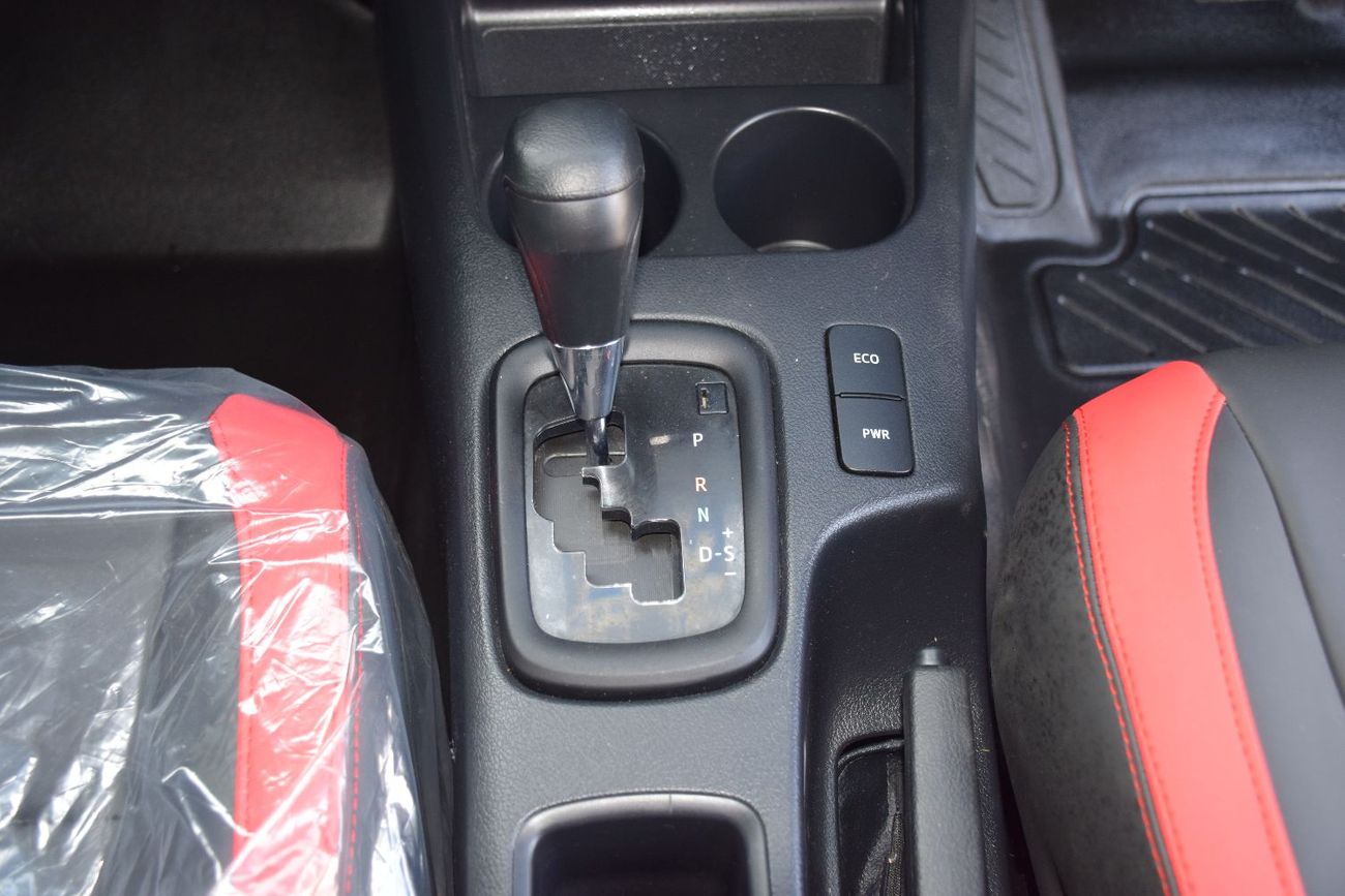 Toyota Hilux S GLX 2.8L 4WD A/T