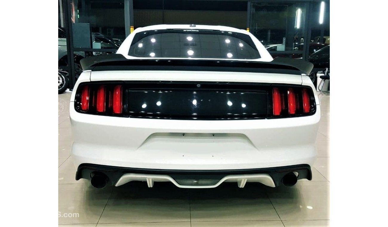 فورد موستانج FORD MUSTANG ECOBOOST 2017 MODEL IN A GOOD CONDITION FOR ONLY 55K AED