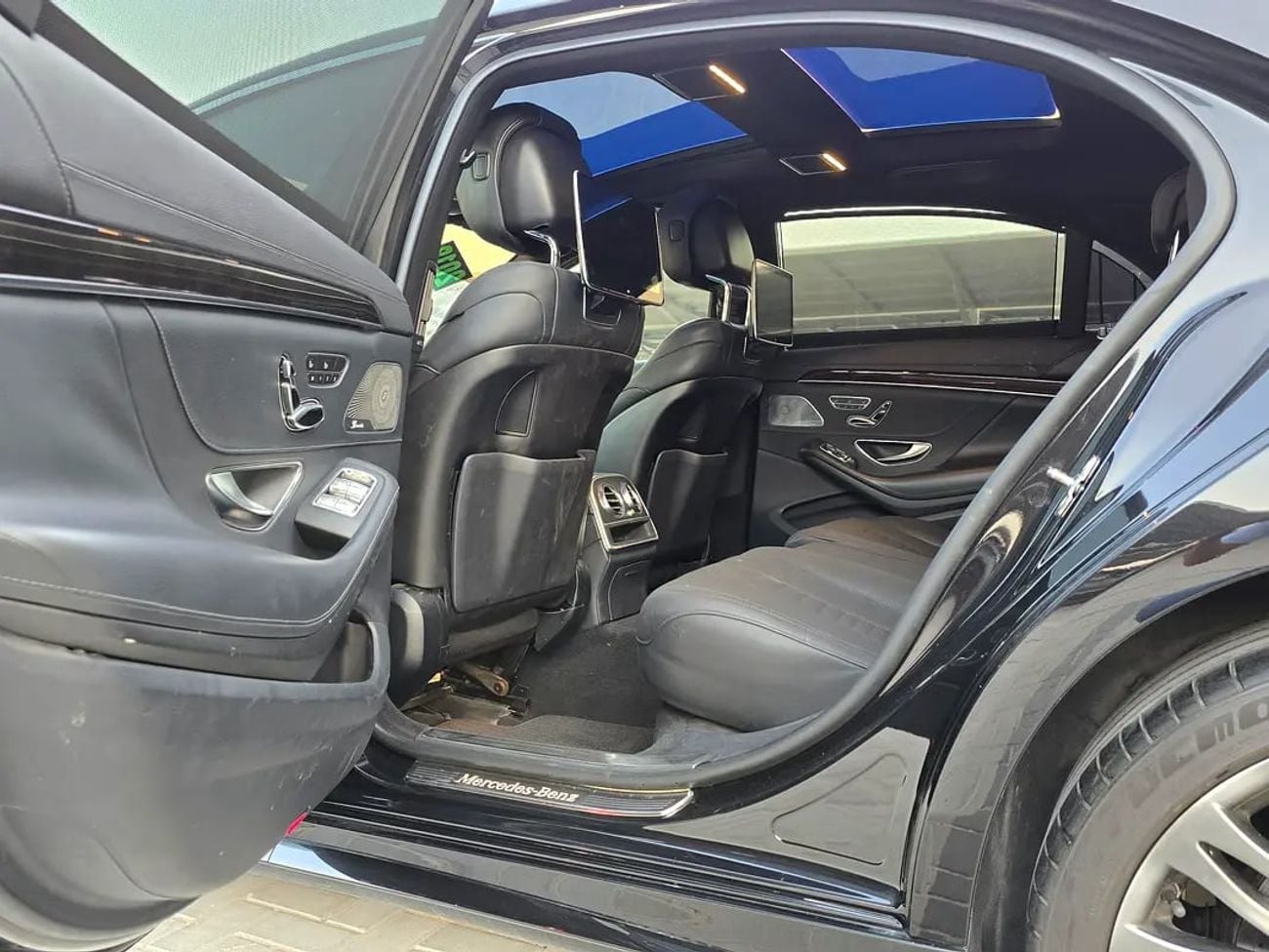 مرسيدس بنز S 560 S 560 | Pristine Condition | Luxury Sedan