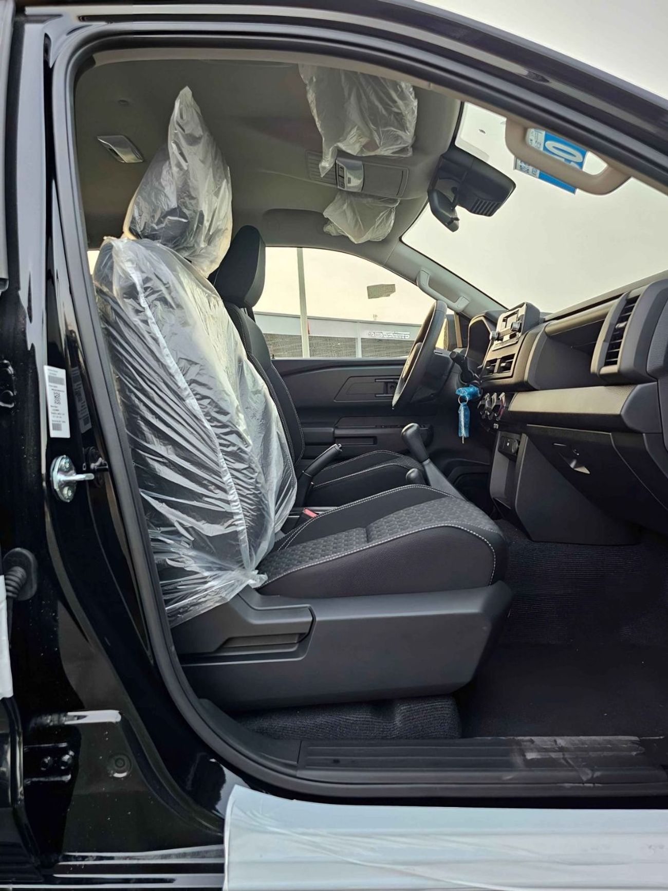 Mitsubishi L200 GLX 2.4L PETROL / MT / HIGH OPTION / CODE#GLXP