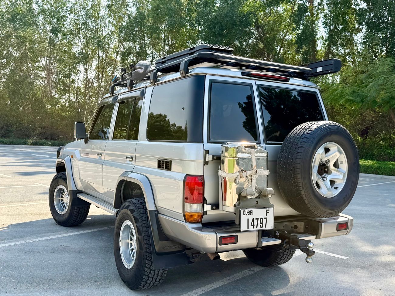 تويوتا لاند كروزر 70