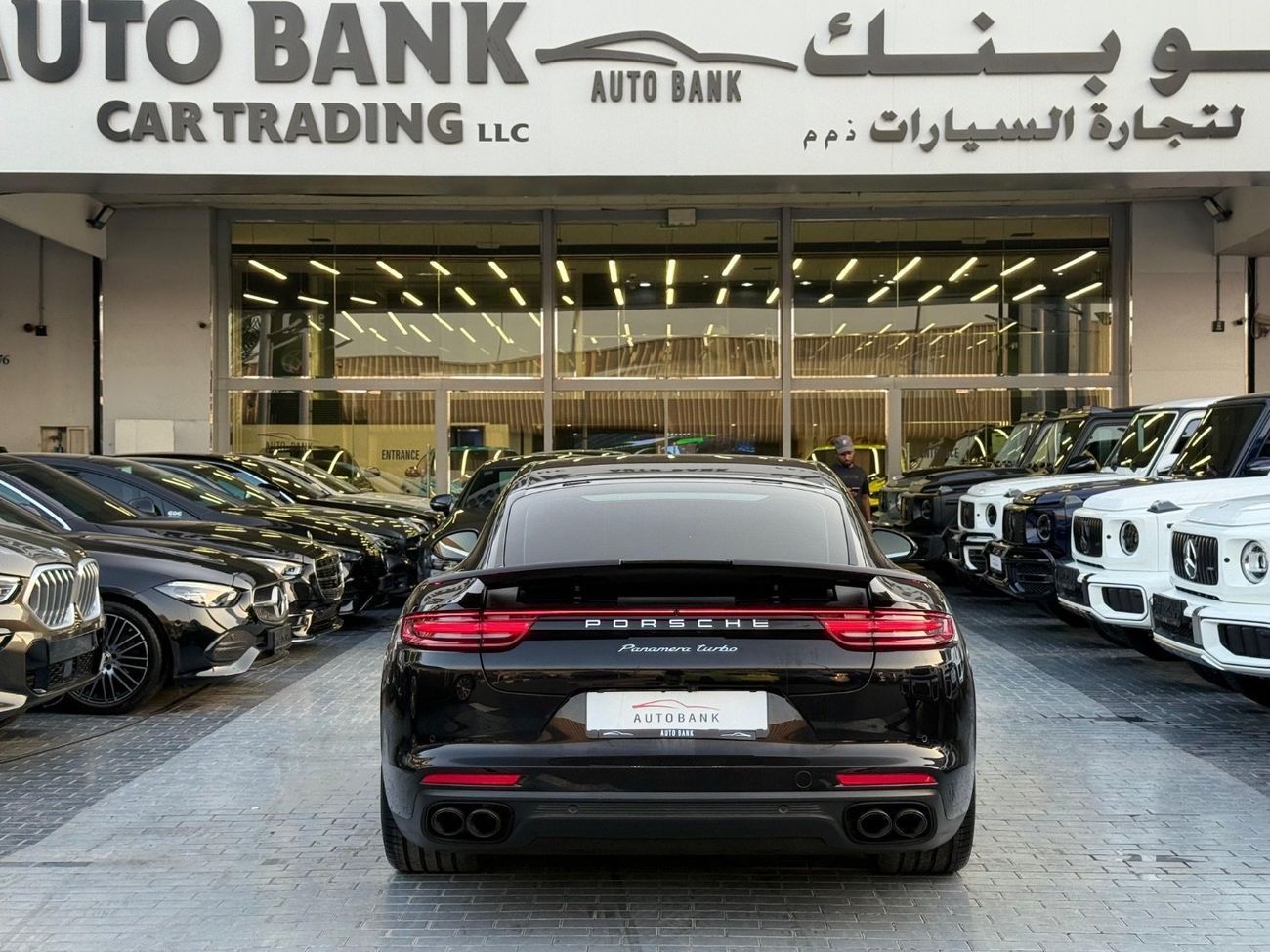 بورش باناميرا Turbo 4.0L AWD