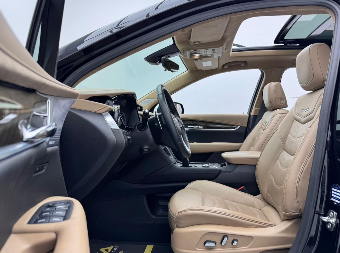 كاديلاك XT6 Sport 3.6L 2024 Cadillac XT6 Sport, 2027 Cadillac Warranty, 2028 Cadillac Service Pack, GCC