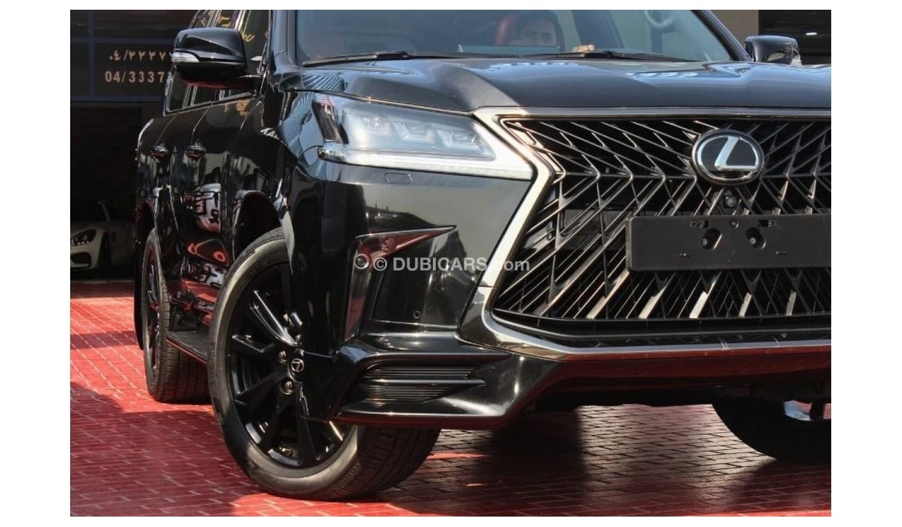 Lexus LX 570 Signature Black Edition