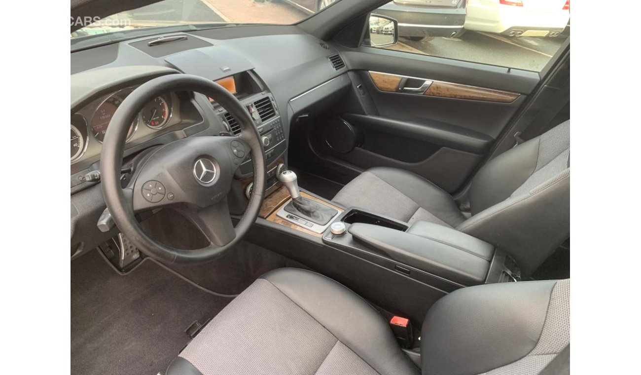 مرسيدس بنز C 280 Mercedes C280_2009_GCC_Excellent_Condithion _Full opshin