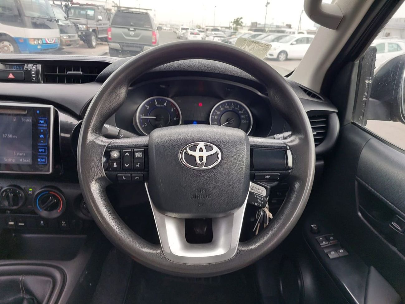 تويوتا هيلوكس (RAMADAN OFFER) TOYOTA HILUX PICKUP RHD 2016 MODEL 2.8 L DIESEL MANUAL(PM60567)