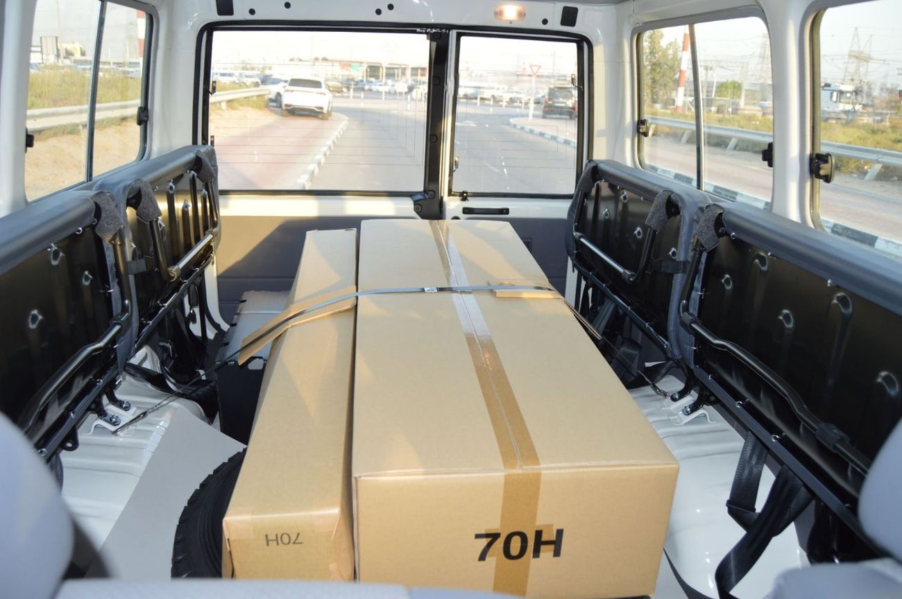 Toyota Land Cruiser Toyota Land Cruiser Hard Top 3 Door Year: 2025 Color: White