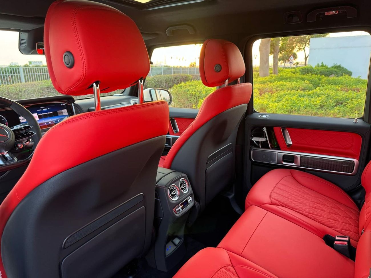 Mercedes-Benz G 63 AMG GCC SPEC UNDER WARRANTY AND SERVICE CONTRACT