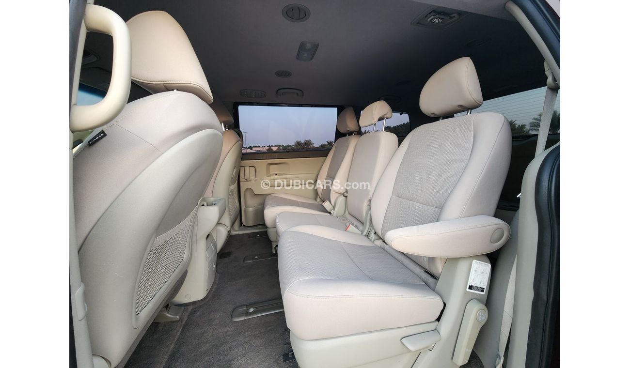 كيا سيدونا V6